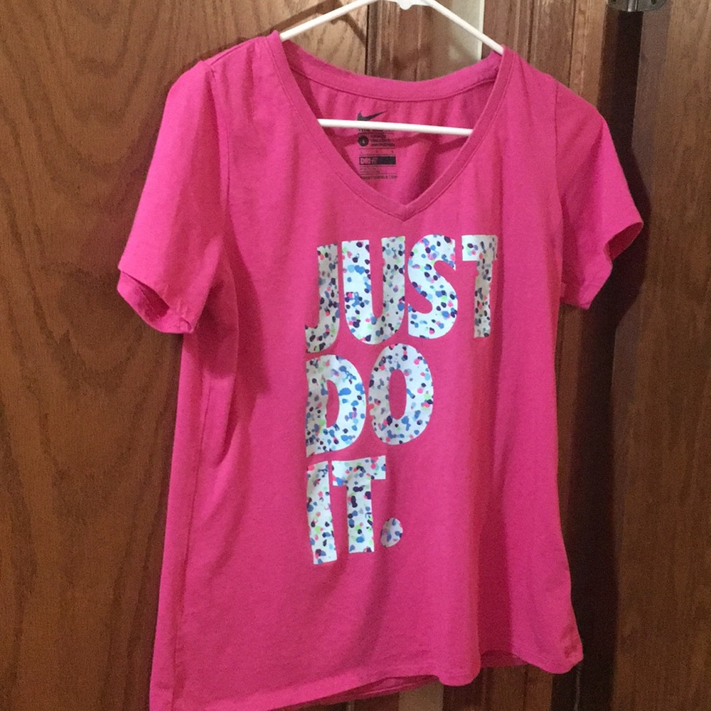 Nike T-shirt